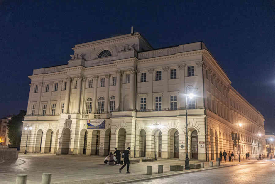 Polonia - Varsovia 132 - palacio Stazis.jpg